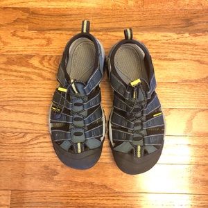 Keen Men’s Newport H2 Sandal Men’s Size 7 Like New
